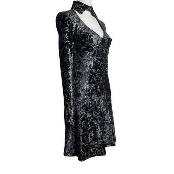 Metallic Velvet Choker Dress M Lightning Silver Crushed A-Line Cutout Skater - Picture 7 of 14
